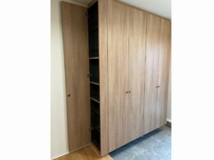 戸建てにピッタリ　玄関収納